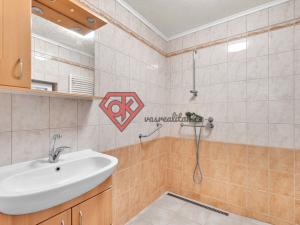 Prodej rodinného domu, Borohrádek, Čapkova, 184 m2