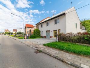 Prodej rodinného domu, Zlín - Prštné, L. Váchy, 200 m2