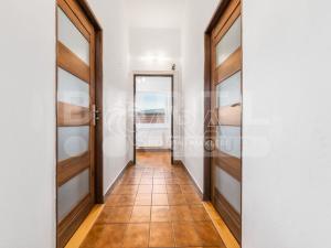 Prodej bytu 3+1, Křemže, Náměstí, 69 m2