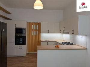 Pronájem bytu 2+kk, Praha - Vysočany, Pod strojírnami, 48 m2