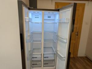 Pronájem bytu 2+kk, Praha - Vysočany, Pod strojírnami, 48 m2