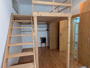 Pronájem bytu 2+kk, Praha - Vysočany, Pod strojírnami, 48 m2