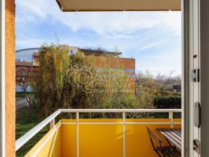 Pronájem bytu 1+kk, Praha - Kyje, Sicherova, 38 m2