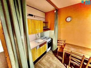 Pronájem bytu 1+1, Třebíč, Obránců míru, 38 m2