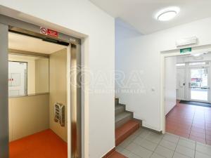 Pronájem bytu 3+kk, Praha - Uhříněves, Václava Trojana, 83 m2