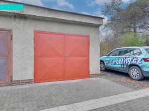 Prodej garáže, Slavonín, 19 m2