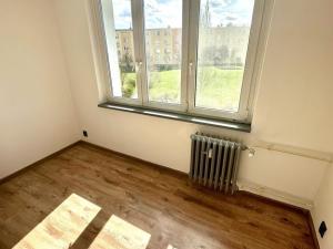 Pronájem bytu 1+1, Karlovy Vary, Dvořákova, 38 m2