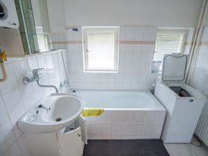 Prodej rodinného domu, Tanvald, Komenského, 600 m2