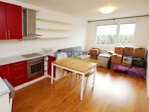 Pronájem bytu 2+kk, Praha, Voskovcova, 42 m2