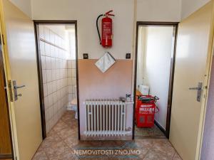 Prodej skladu, Šumná, 115 m2