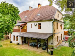 Prodej rodinného domu, Roztoky, 300 m2