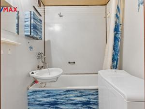 Prodej bytu 1+1, Karlovy Vary, Krymská, 28 m2