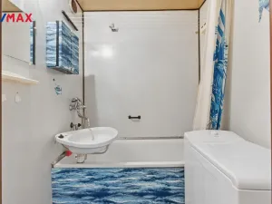 Prodej bytu 1+1, Karlovy Vary, Krymská, 28 m2