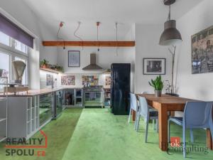 Prodej bytu 3+kk, Praha - Holešovice, U Uranie, 95 m2