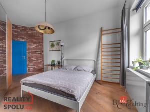 Prodej bytu 3+kk, Praha - Holešovice, U Uranie, 95 m2