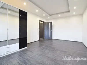 Pronájem bytu 2+1, Brno, Vysoká, 54 m2