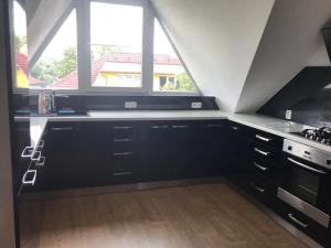 Pronájem bytu 2+kk, Tlučná, V Rybníčkách, 55 m2