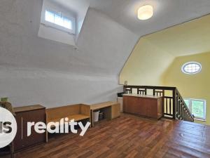 Pronájem bytu 2+1, Opava, Joy Adamsonové, 60 m2