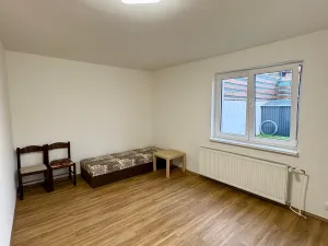 Prodej ubytování, Zaječí, Zahradní, 240 m2