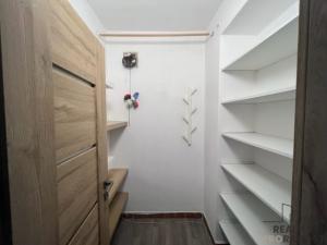 Pronájem bytu 2+1, Hodonín, Velkomoravská, 60 m2