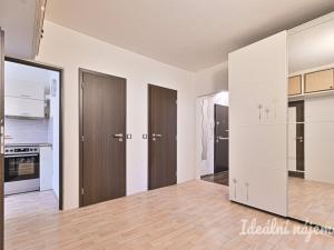 Pronájem bytu 4+1, Brno, Valtická, 76 m2