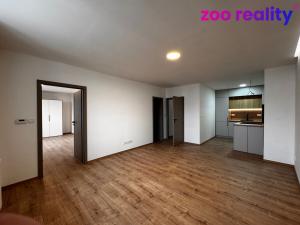 Pronájem bytu 2+kk, Žatec, náměstí 5. května, 61 m2