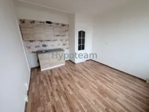 Pronájem bytu 1+kk, Ústí nad Labem - Severní Terasa, Větrná, 19 m2