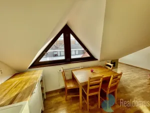 Pronájem bytu 2+kk, České Budějovice, B. Smetany, 55 m2