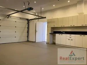 Pronájem rodinného domu, Šestajovice, Křížovnická, 180 m2