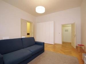 Pronájem bytu 1+1, Praha - Nové Město, Bolzanova, 47 m2