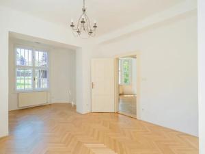 Pronájem vily, Praha - Střešovice, Cukrovarnická, 227 m2