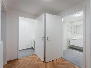 Pronájem bytu 4+kk, Praha - Nové Město, Růžová, 149 m2