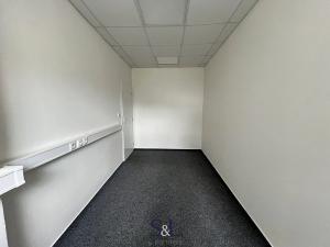 Pronájem skladu, Liberec, Partyzánská, 95 m2