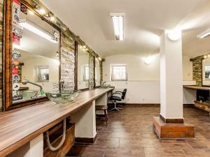 Prodej obchodního prostoru, České Budějovice, 50 m2