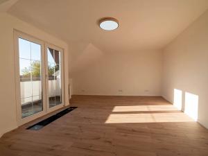 Prodej rodinného domu, Popovičky, Na Skalce, 340 m2