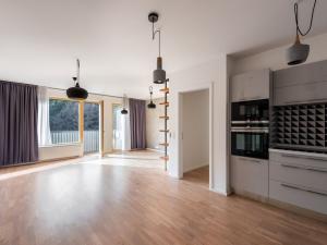 Pronájem bytu 4+kk, Praha - Košíře, Pod Kavalírkou, 102 m2