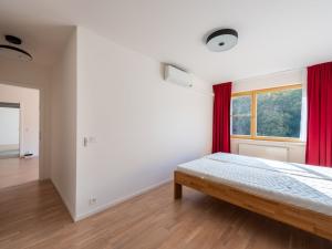 Pronájem bytu 4+kk, Praha - Košíře, Pod Kavalírkou, 102 m2