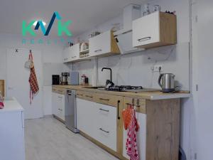 Prodej rodinného domu, Březová, Nad Kostelem, 200 m2