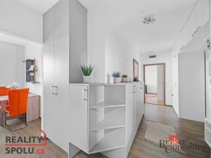 Prodej bytu 2+1, Pardubice - Zelené Předměstí, Devotyho, 55 m2