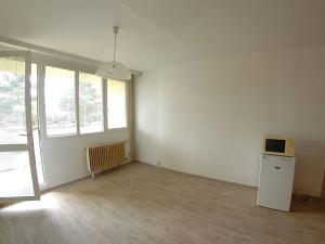 Pronájem bytu 1+kk, Dobřany, Sokolovská, 28 m2