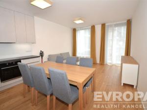 Pronájem bytu 2+kk, Praha - Smíchov, Nádražní, 53 m2