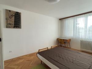 Pronájem bytu 3+1, České Budějovice, Čechova, 68 m2