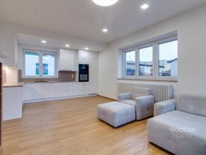 Pronájem bytu 2+kk, Jirny - Nové Jirny, Dělnická, 60 m2