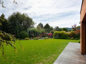 Pronájem vily, Statenice, U Školy, 364 m2