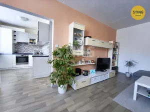 Prodej bytu 3+1, Větrný Jeníkov, 74 m2