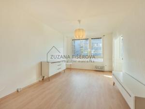 Pronájem bytu 3+1, Praha, V rovinách, 56 m2
