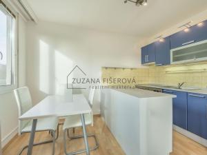 Pronájem bytu 3+1, Praha, V rovinách, 56 m2