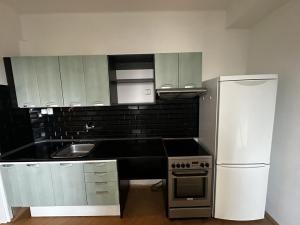 Pronájem bytu 1+1, Praha - Modřany, K Vltavě, 35 m2