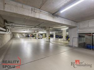 Prodej garážového stání, Brno - Královo Pole, Mojmírovo náměstí, 13 m2