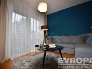 Pronájem bytu 2+kk, Praha - Vinohrady, Korunní, 82 m2